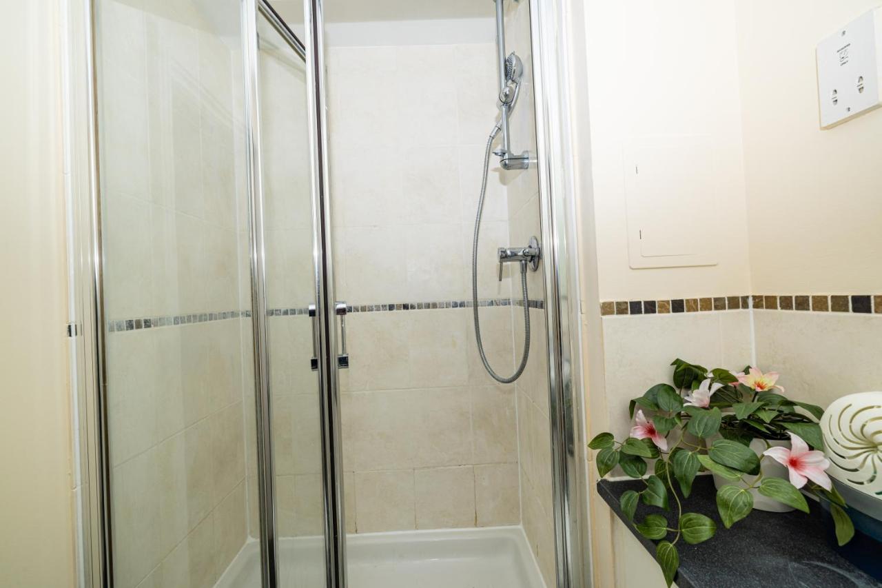 Two Bed Apartment Near Canary Wharf Λονδίνο Εξωτερικό φωτογραφία