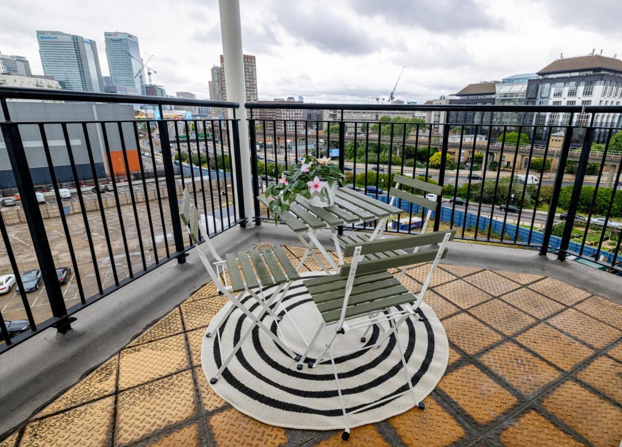 Two Bed Apartment Near Canary Wharf Λονδίνο Εξωτερικό φωτογραφία